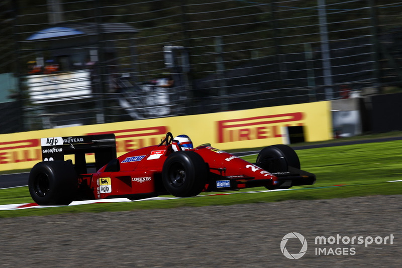 Jean Alesi, Ferrari F1/87/88C, acara demonstrasi lap Perayaan Legenda F1 ke-30