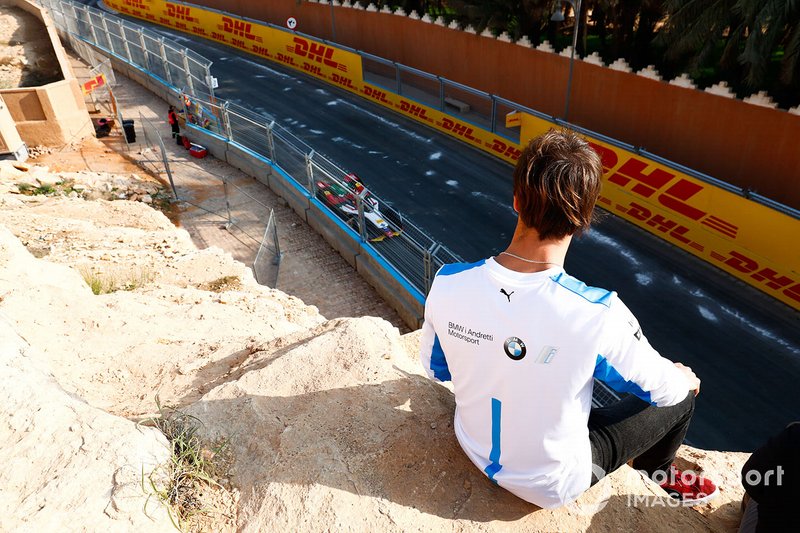 Antonio Felix da Costa, BMW I Andretti Motorsports, sits and watches testing