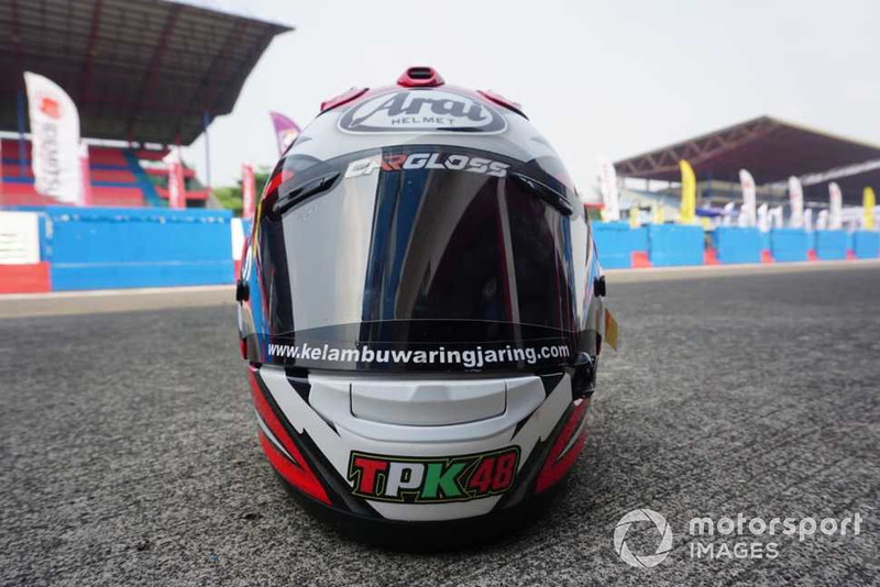 Desain helm spesial Gatotkaca milik Wahyu Aji Trilaksana, Yamaha Racing Indonesia