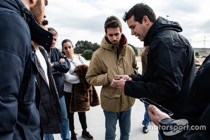 II Curso de Conducción y Nuevas Tecnologías BOSCH - Motor1.com España - Motorsport.com 