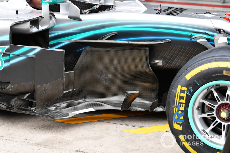 Mercedes-AMG F1 W09 EQ Power+ barge board, részlet
