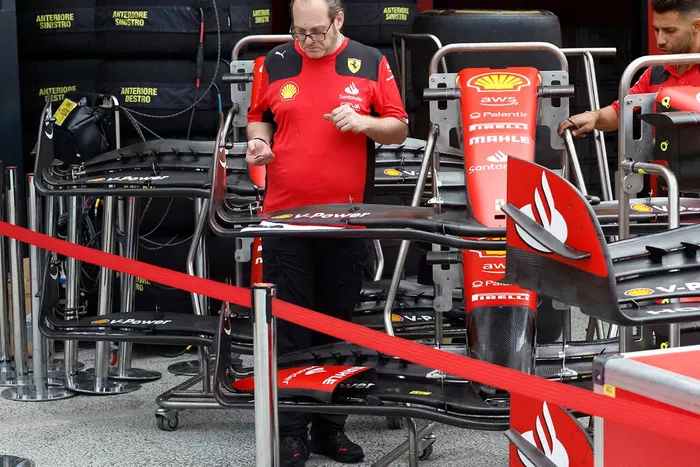Detalle del alerón delantero del Ferrari SF-23