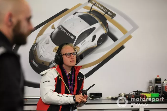 Miembro de Porsche GT Team