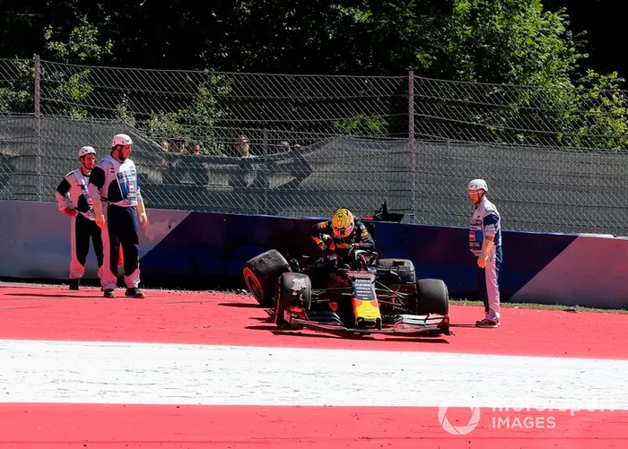 Choque de Max Verstappen, Red Bull Racing RB15