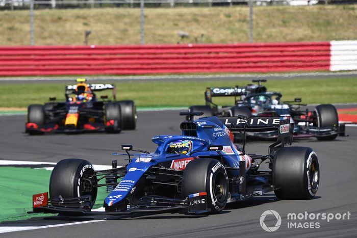 Fernando Alonso, Alpine A521, Lance Stroll, Aston Martin AMR21
