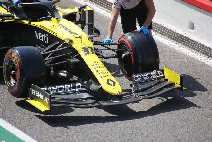 Renault R.S.20 detalle del alerón delantero
