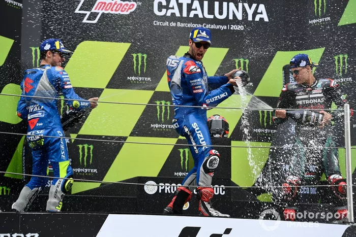 Podio: segundo lugar Joan Mir, Team Suzuki MotoGP, ganador Fabio Quartararo, Petronas Yamaha SRT, y tercer lugar Alex Rins, Team Suzuki MotoGP
