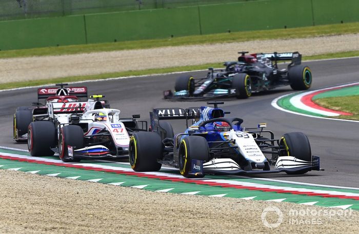 George Russell, Williams FW43B, Mick Schumacher, Haas VF-21, Kimi Raikkonen, Alfa Romeo Racing C41, Lewis Hamilton, Mercedes W12