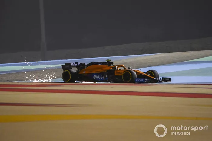 14º Lando Norris, McLaren MCL35M, 1:30.586  (con neumáticos C4)