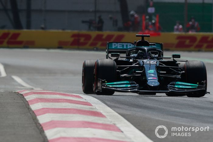 Lewis Hamilton, Mercedes W12