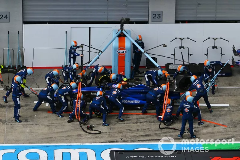 Logan Sargeant, Williams FW46, dans les stands
