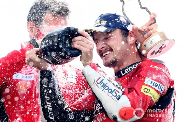 Podio: ganador Jack Miller, Ducati Team