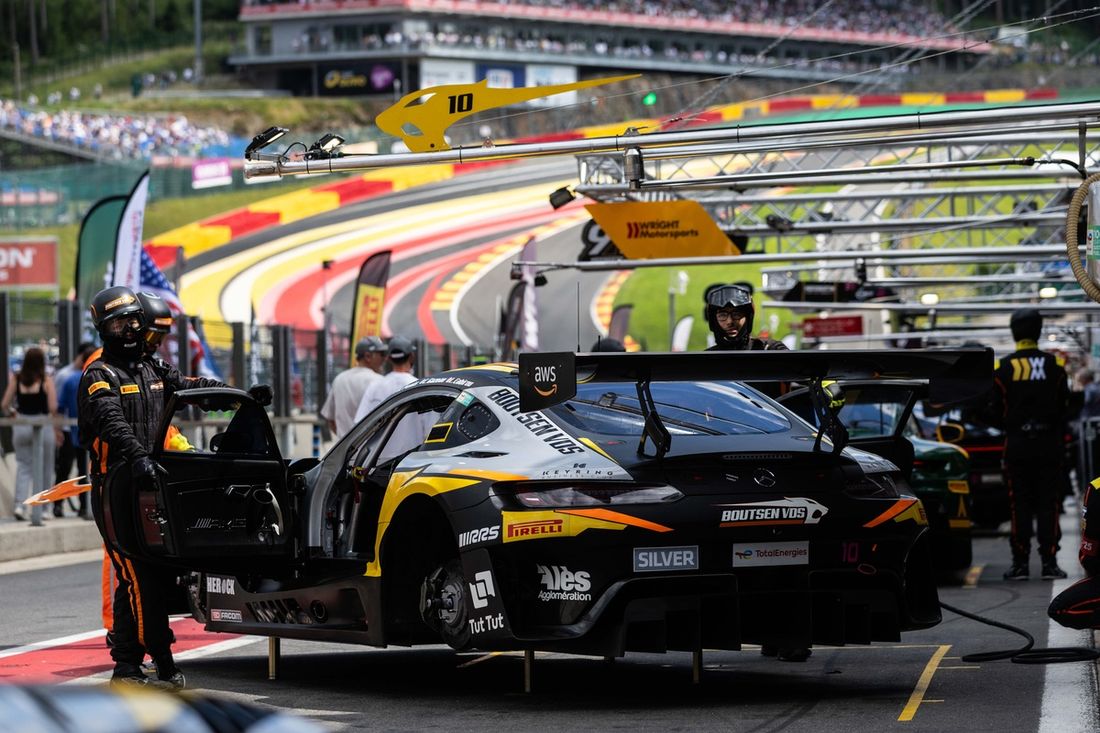 #10 Boutsen VDS Mercedes-AMG GT3 EVO: Cesar Gazeau, Loris Cabirou, Aurelien Panis, Hugo Cook