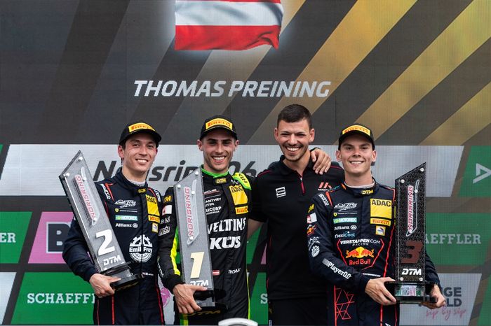 Podium: Race winner Thomas Preining, Manthey EMA, second place Jack Aitken, Emil Frey Racing, third place Thierry Vermeulen, Emil Frey Racing