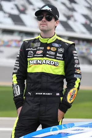 Ryan Blaney, Team Penske, Ford Mustang Menards/Peak