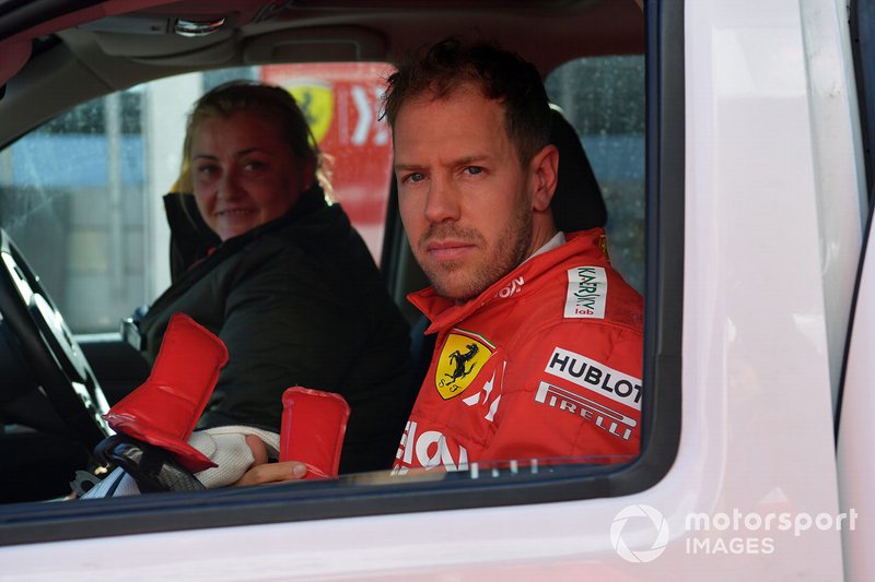 Sebastian Vettel, Ferrari, dopo l'incidente