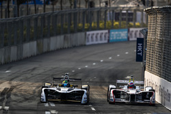 Lucas di Grassi, Audi Sport ABT Schaeffler, leads Neel Jani, Dragon Racing