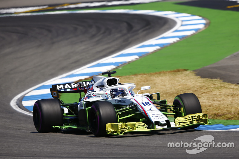Lance Stroll, Williams FW41, drives with aero paint