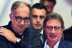 Sergio Marchionne, CEO de FIAT y Louis Camilleri, Presidente de Philip Morris