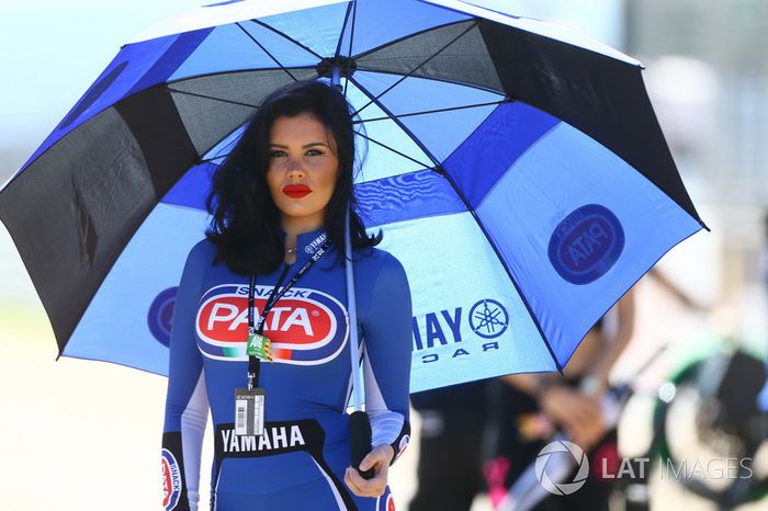 Chica de la parrilla