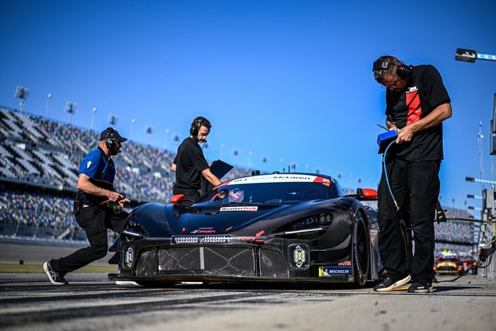 #59 RLL Team McLaren, McLaren 720S GT3 EVO