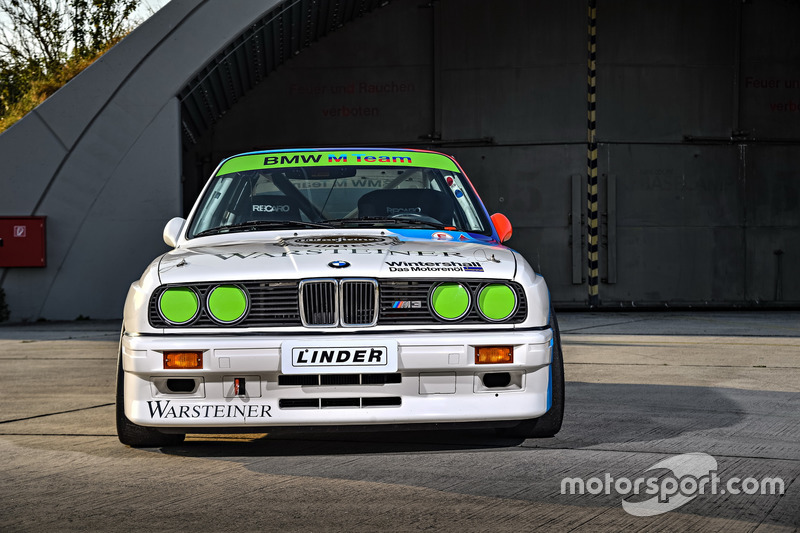 BMW M3 DTM E30