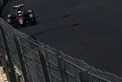 Jenson Button, McLaren MP4-31