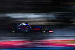Даниил Квят, Scuderia Toro Rosso STR12