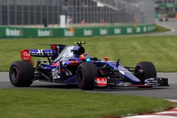 Карлос Сайнс-мол., Scuderia Toro Rosso STR12
