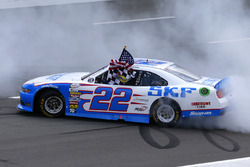 Race winner Brad Keselowski, Team Penske Ford