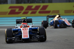 Естебан Окон, Manor Racing MRT05