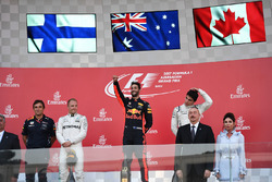 1. Daniel Ricciardo, Red Bull Racing, Pierre Wache, Red Bull Racing, Valtteri Bottas, Mercedes AMG F