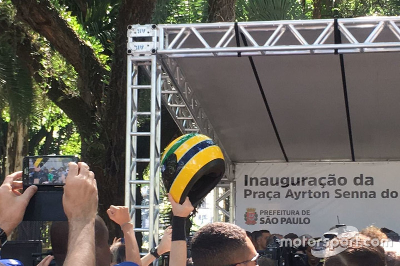 Inauguración de la plaza Ayrton Senna en Brasil