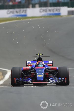 Carlos Sainz Jr., Scuderia Toro Rosso STR12 chispas