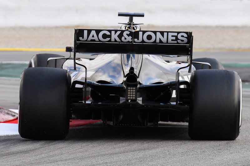 Кевін Магнуссен, Haas F1 Team VF-19