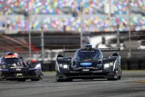 #10 Konica Minolta Cadillac DPi-V.R. Cadillac DPi, DPi: Renger Van Der Zande, Jordan Taylor, Fernando Alonso Diaz, Kamui Kobayashi