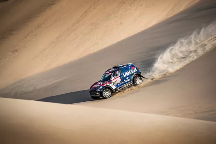#303 X-Raid Team Mini: Jakub Przygonski, Tom Colsoul