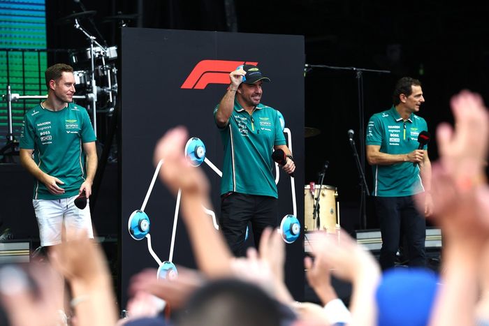 Fernando Alonso, Aston Martin Racing