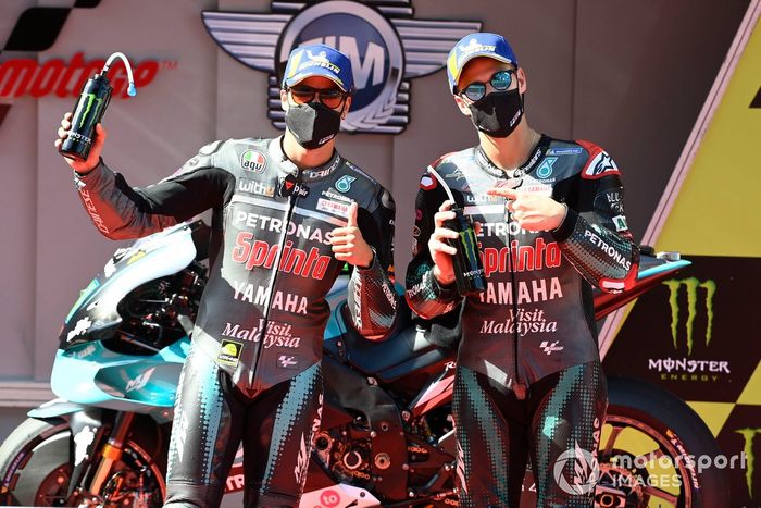 Ganador de la pole Franco Morbidelli, Petronas Yamaha SRT, segundo Fabio Quartararo, Petronas Yamaha SRT