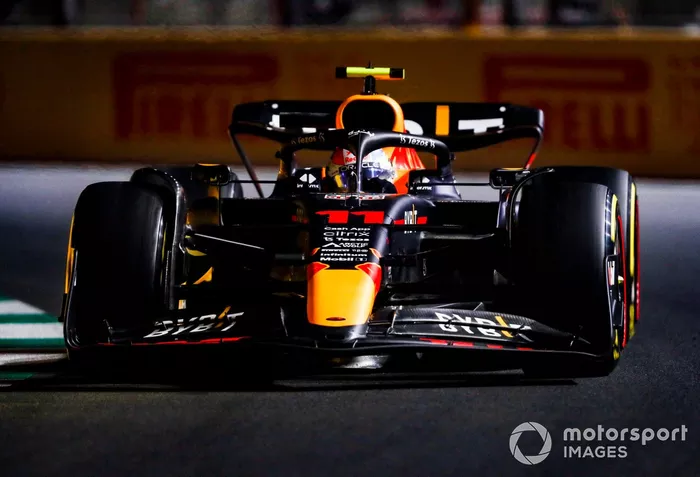 Sergio Pérez, Red Bull Racing RB18