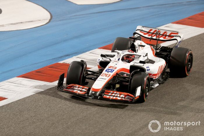 Kevin Magnussen, Haas VF-22