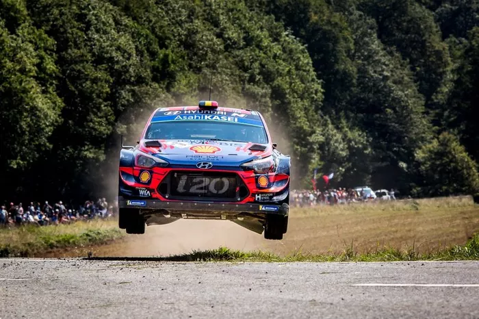 Thierry Neuville, Nicolas Gilsoul, Hyundai Motorsport Hyundai i20 Coupe WRC