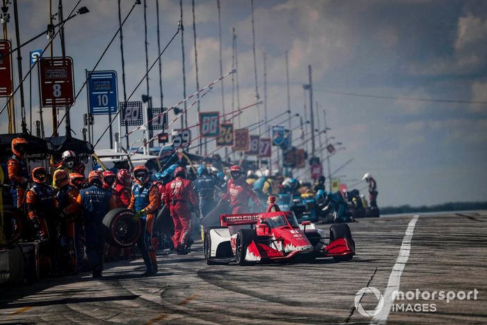 Marcus Ericsson, Chip Ganassi Racing Honda, pit stop