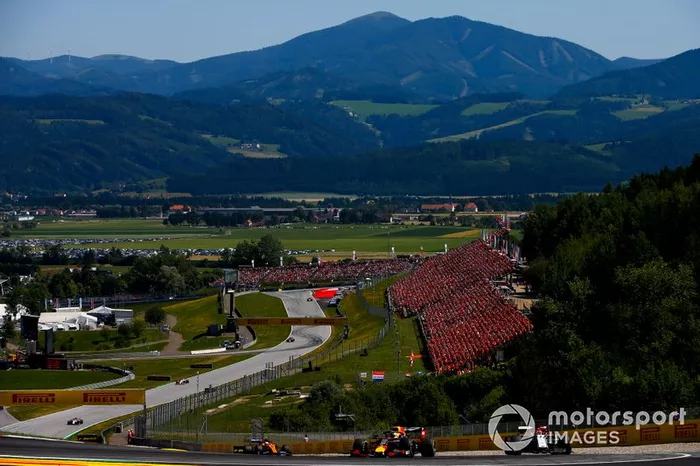 Max Verstappen, Red Bull Racing RB15, Kimi Raikkonen, Alfa Romeo Racing C38, Lando Norris, McLaren MCL34