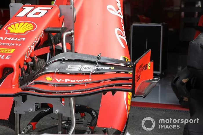 Detalle del alerón delantero del Ferrari SF90