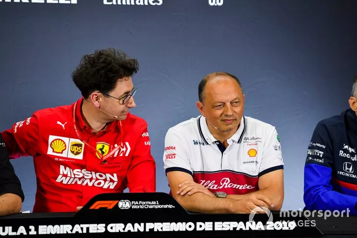 Mattia Binotto, Team Principal Ferrari, e Frederic Vasseur, Team Principal, Alfa Romeo Racing, ad una conferenza stampa