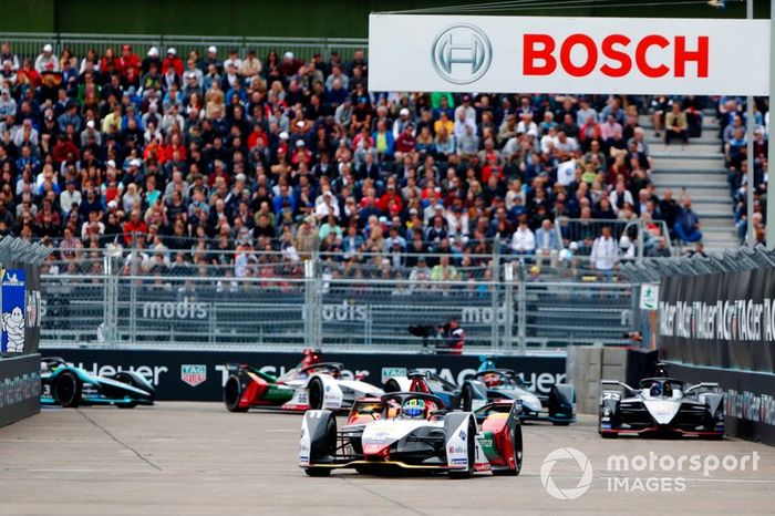 Lucas Di Grassi, Audi Sport ABT Schaeffler, Audi e-tron FE05, Sébastien Buemi, Nissan e.Dams, Nissan IMO1, Stoffel Vandoorne, HWA Racelab, VFE-05