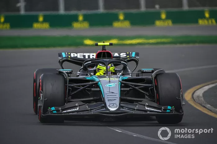 Lewis Hamilton, Mercedes F1 W15