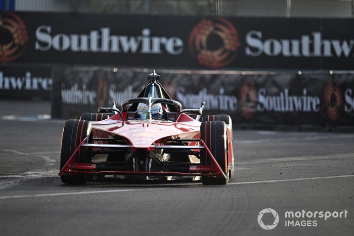 Sacha Fenestraz, Equipo Nissan de Fórmula E, Nissan e-4ORCE 04