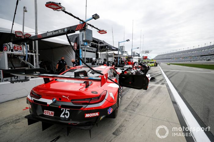#25 BMW Team RLL BMW M8 GTE, GTLM: Timo Glock, Philipp Eng, Bruno Spengler, Connor De Phillippi